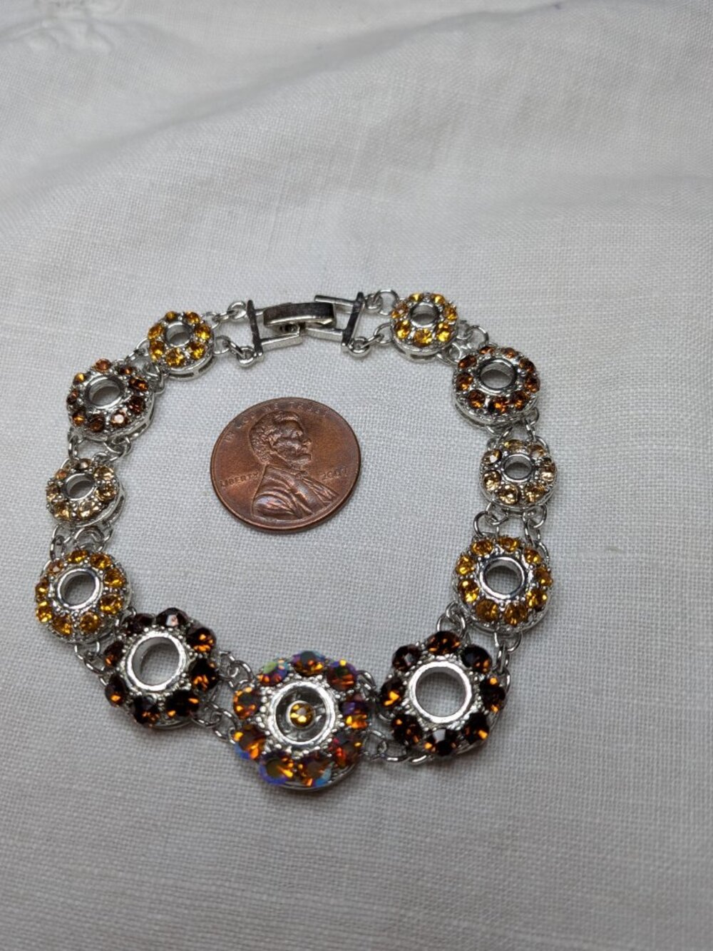 Vintage Silver‑Tone Rhinestone Link Bracelet with Amber & AB Crystal Clusters 7"